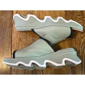 Sorel Kinetic Impact Slip On Sandal Slide Green Leather Sz 9.5 Wedge